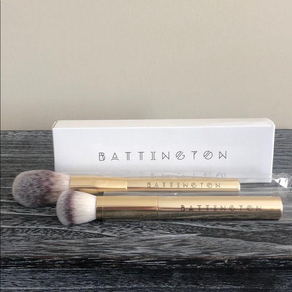 Battington Makeup Powder And Contour Brush Set Poshmark